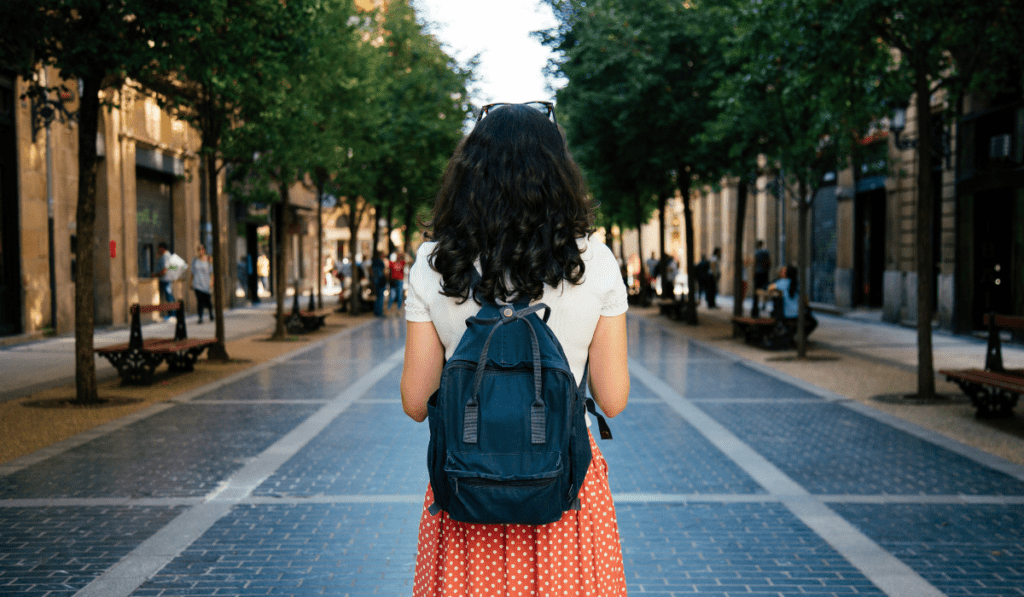 female Looking for a car - travel time taxi
